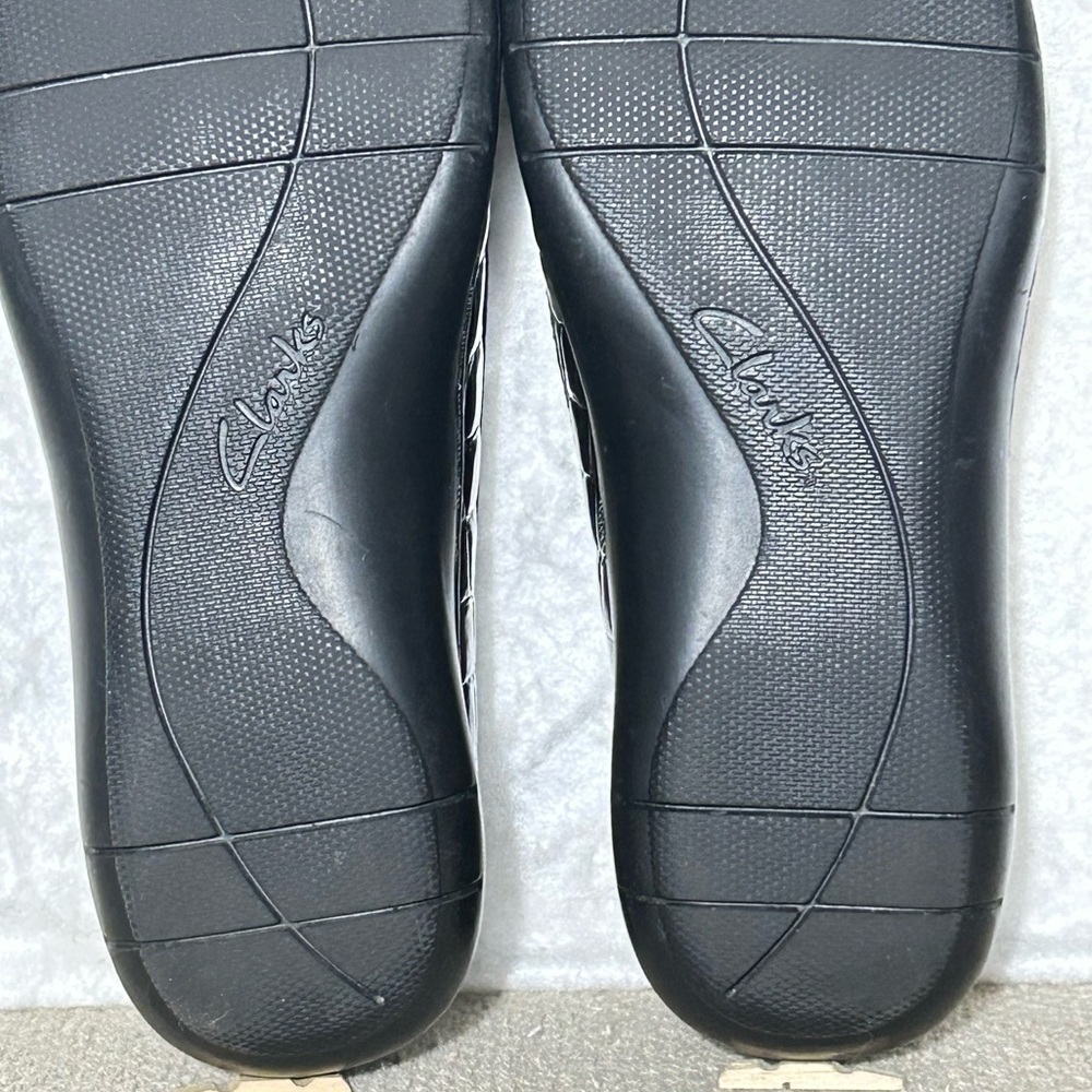Clarks Womens Black Patent Crocodile Ashland Jam Slip On Loafer Shoes SZ 7M - Picture 10 of 11